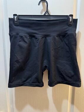 Black High Waist Scrunch Butt Biker Shorts Women’s XXL 5” Inseam Seamless